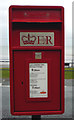 TA1180 : Close up, Elizabeth II postbox on The Beach, Filey by JThomas