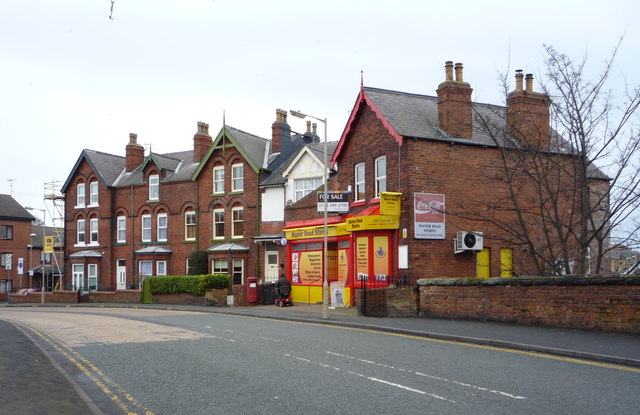 manor-road-stores-scarborough-jthomas-geograph-britain-and-ireland