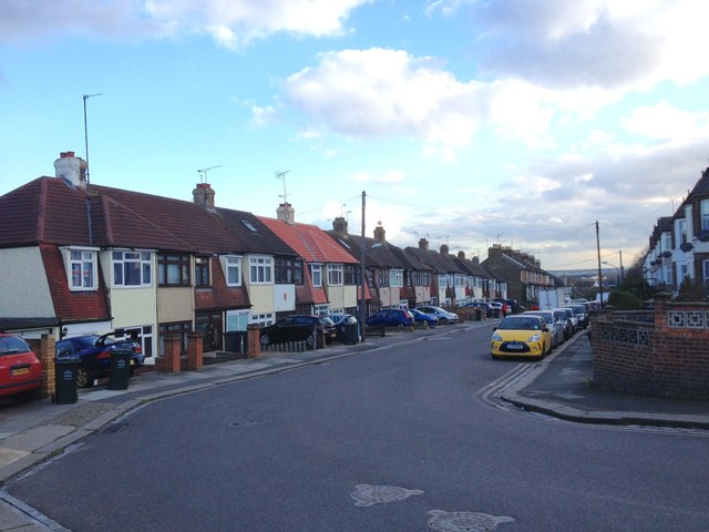 Priory Hill, Dartford © Chris Whippet cc-by-sa/2.0 :: Geograph Britain ...