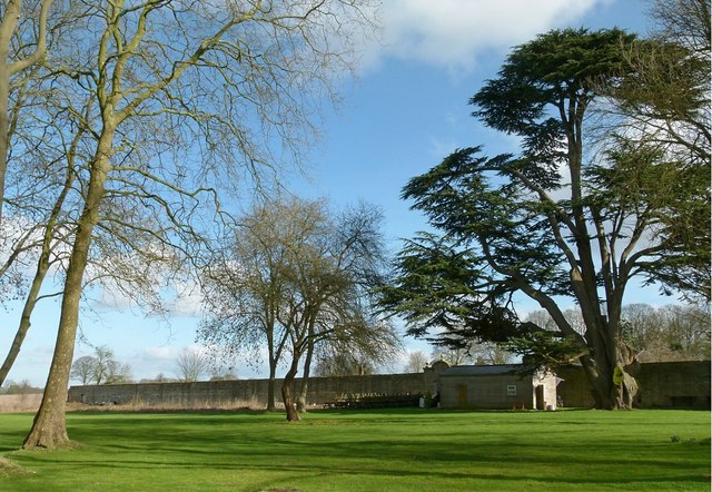 Normanton Park grounds