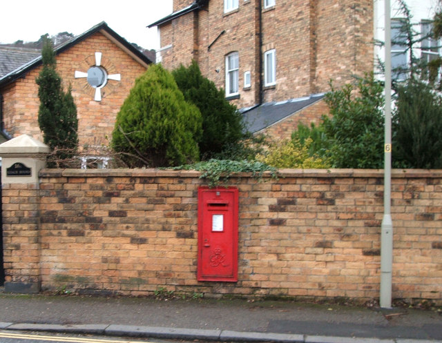 George VI postbox on Westbourne Grove, Scarborough
