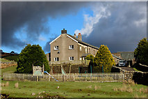 SD7079 : Kingsdale Head Farm by Chris Heaton