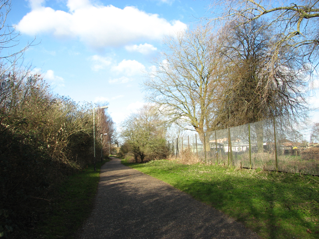 Heading north on the Lakenham Way © Evelyn Simak :: Geograph Britain ...