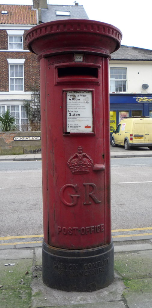 George V postbox on Falsgrave Road,... © JThomas cc-by-sa/2.0 ...