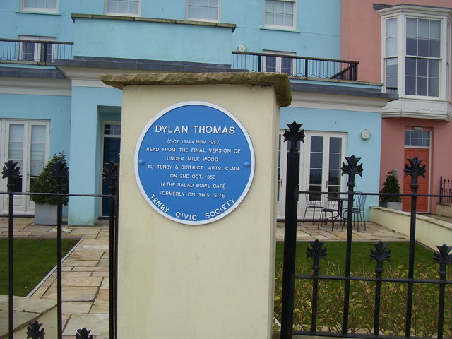 Dylan Thomas Blue Plaque, The Croft, Tenby