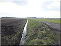 Farm track and drainage ditch North of Inglenook Farm, Rainford