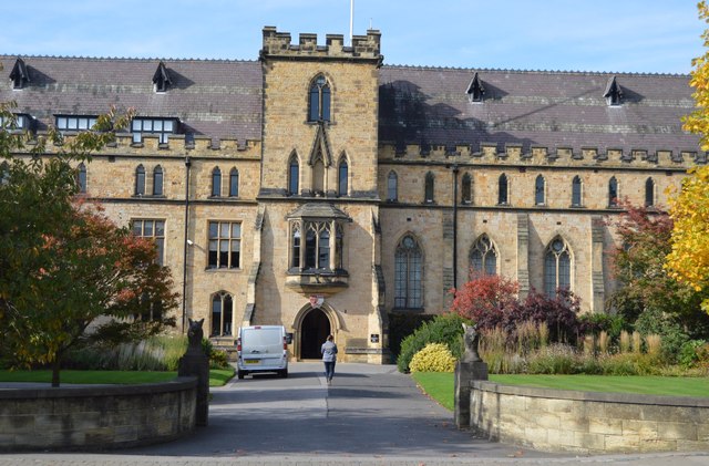 Main Building, Tonbridge School © N Chadwick :: Geograph Britain and ...