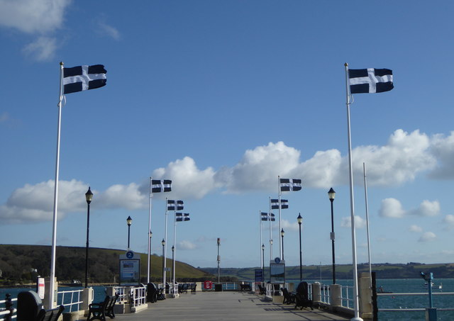 St Piran flags in a stiff breeze on Prince of Wales Pier