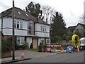 Laying gas pipeline in Cranbourne Drive