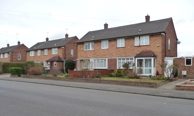 Houses on the north side of Whitby Road