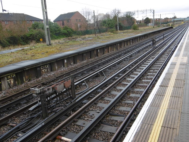 The Old Platform At Dagenham East C Marathon Cc By Sa 2 0 Geograph Britain And Ireland