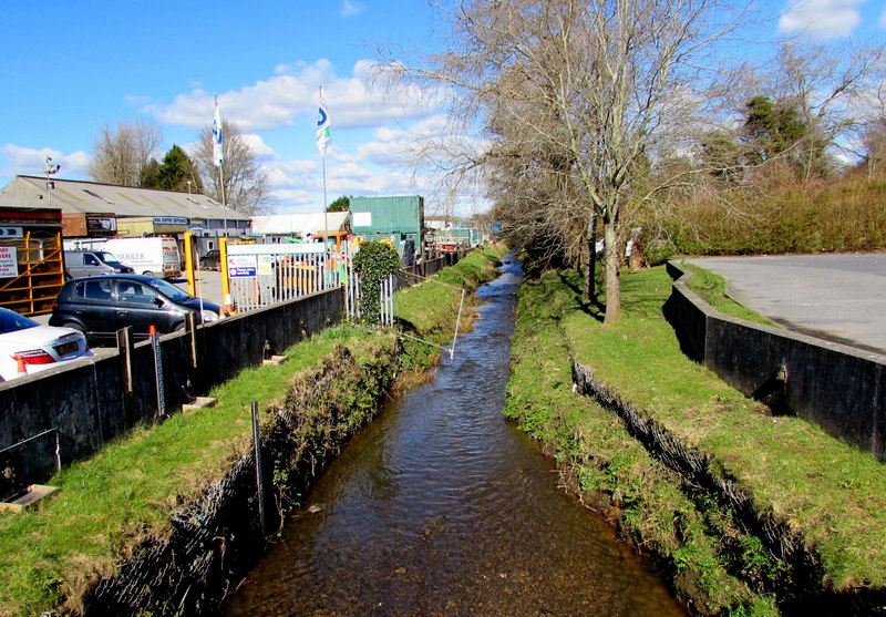 Upstream Along The Afon Dafen Llanelli © Jaggery Cc By Sa20