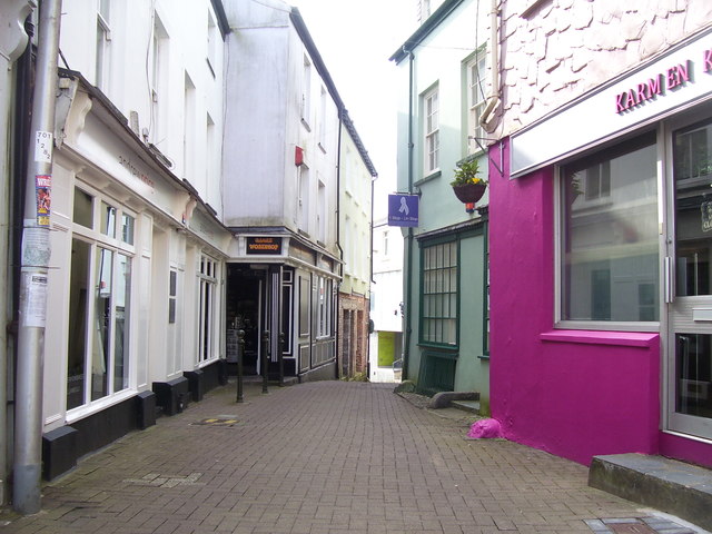 Carmarthen - Bridge Street © Welshbabe Cc-by-sa/2.0 :: Geograph Britain ...