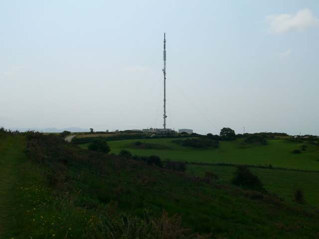 Llanddona UHF Transmitter from Bwrdd Arthur