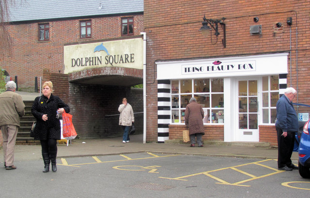 A New Shop Opens: Tring Beauty Box, Dolphin Square Car Park, Tring