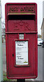 Close up, Elizabeth II postbox on Abbot Road