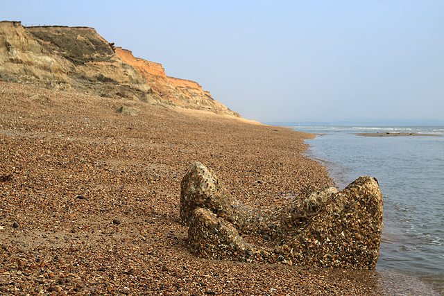 WWII coastal defences of SW Hampshire today - Taddiford Gap anti-tank cubes (3)