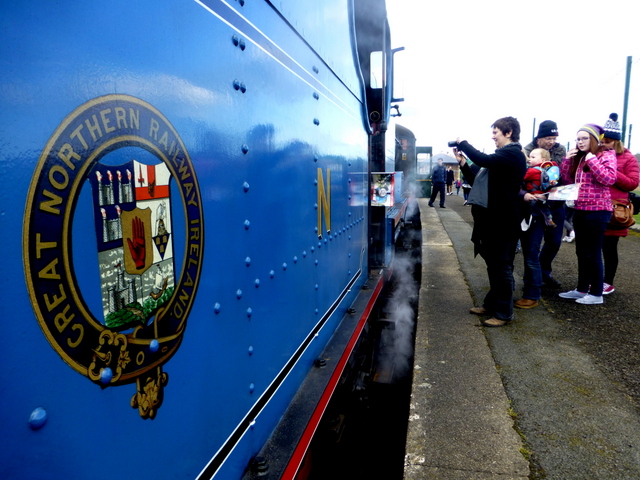 Picturing Steam locomotive no 85