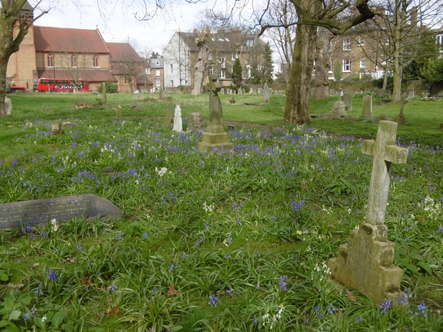 St Mary's Cemetery, Battersea © Marathon cc-by-sa/2.0 :: Geograph ...