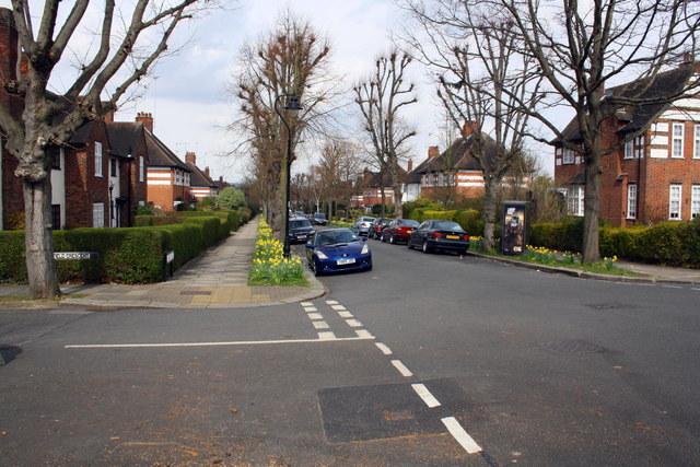 Junction of Bentham Way and Woodfield Crescent