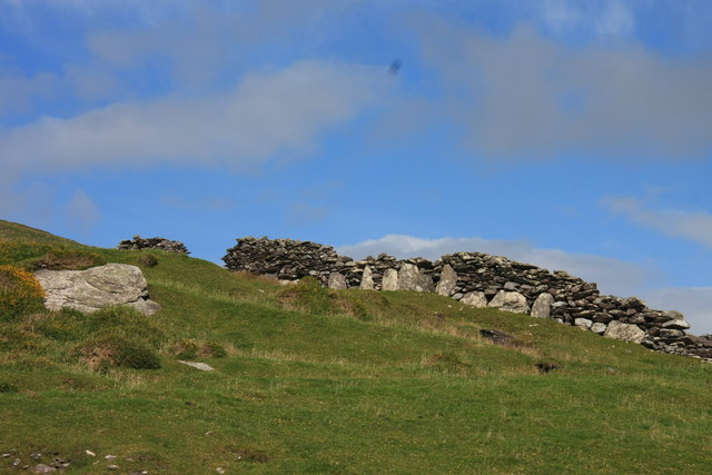 Ancient wall on the south slope of Killelan Mountain