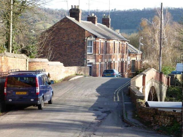 Ryeford Bridge and Spring Cottages