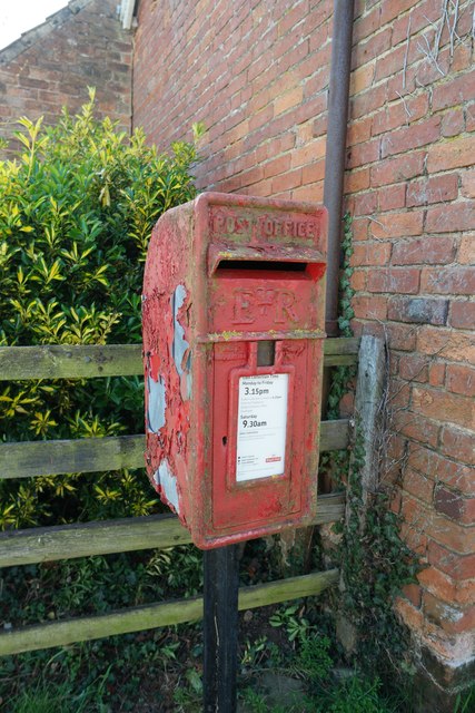 A coat of paint is required © Bob Harvey :: Geograph Britain and Ireland