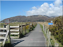 SH6214 : Heading north Mawddach Trail 1 - Morfa Mawddach, Gwynedd by Martin Richard Phelan