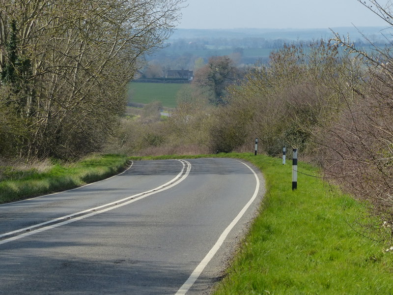 Oundle Road Descending Towards Elton © Mat Fascione Geograph Britain And Ireland