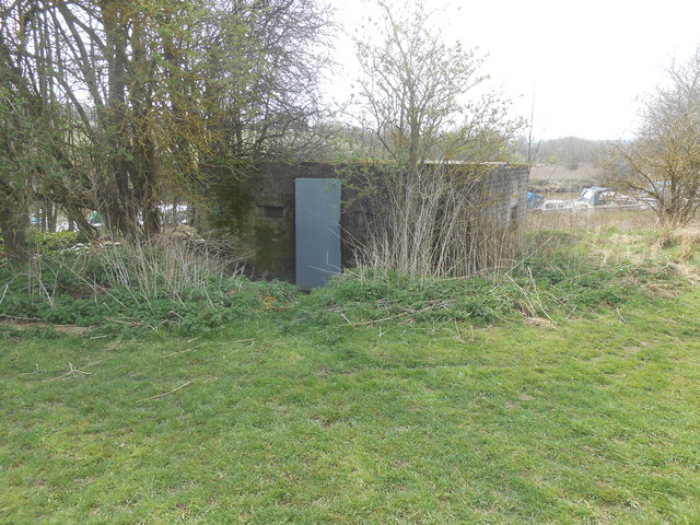 Pill Box near Wateringbury