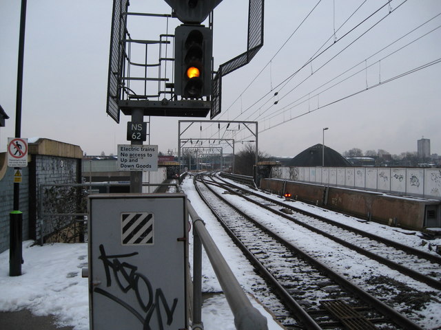 Station snowfall in January 4 - Aston,... © Martin Richard Phelan ...