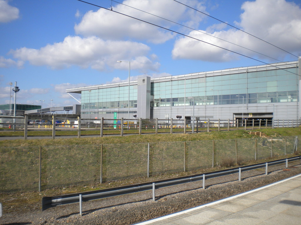 Terminal Building Stansted Airport Richard Vince Geograph Britain   4908805 5db831aa Original 