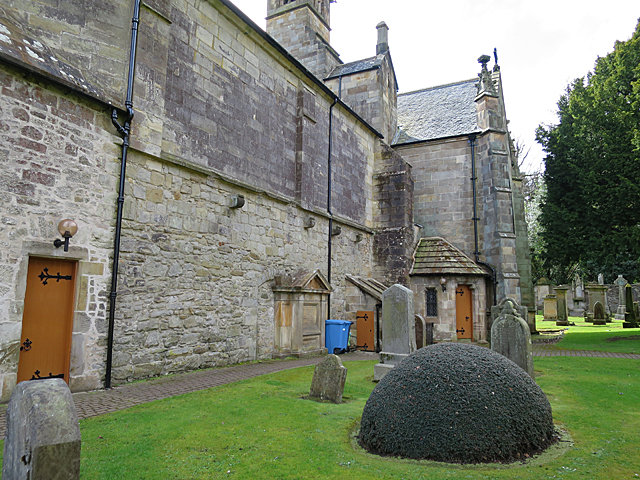 Mid Calder Parish Kirk © Anne Burgess :: Geograph Britain and Ireland