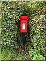 TM1155 : Bucks Head Cottage Postbox by Geographer
