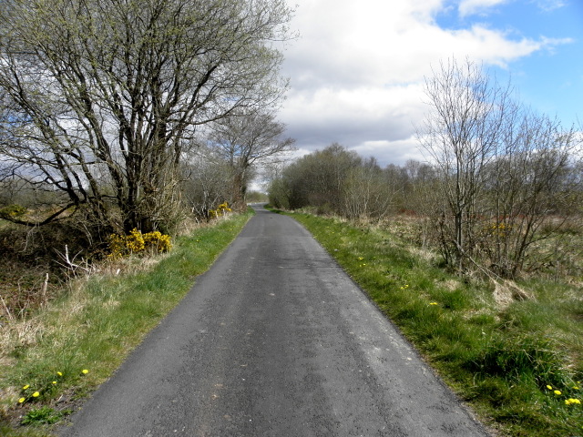 Crocknacor Road © Kenneth Allen cc-by-sa/2.0 :: Geograph Ireland