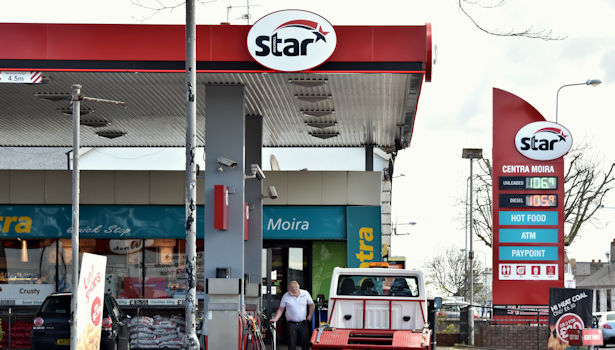 Star petrol station, Moira (April 2016)