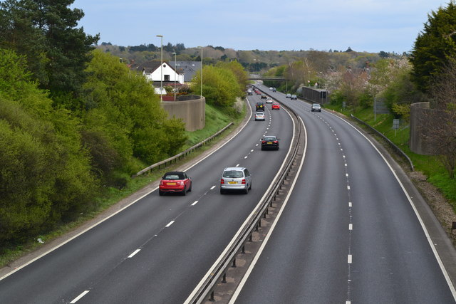 A31 at Ringwood, looking east from Southampton Road bridge