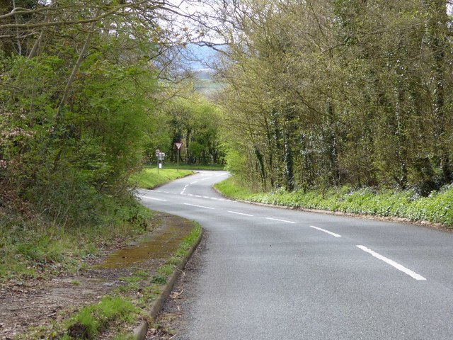 Road approaching A38 junction