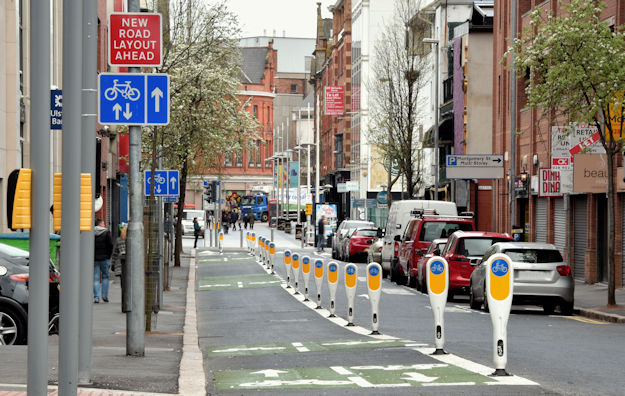 Two-way cycle lane, Upper Arthur Street, Belfast (April 2016)