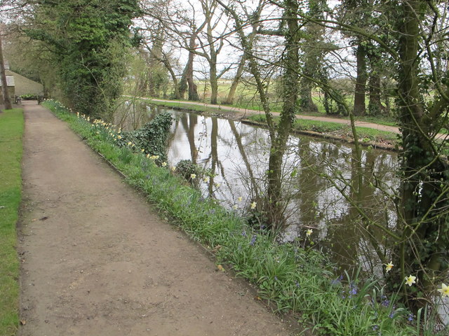 Leeds and Liverpool Canal by Rufford Old Hall