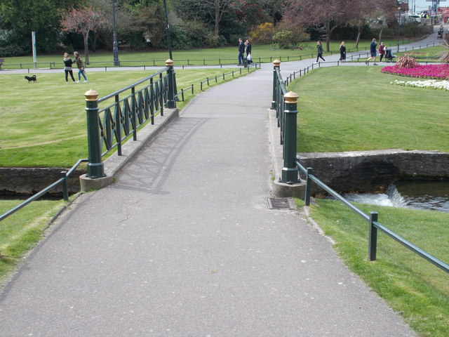Footbridge - Lower Gardens