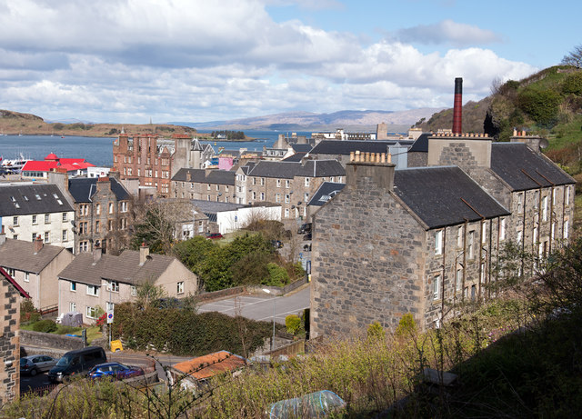 Oban viewed from Rockfield Road - April 2016 (1)
