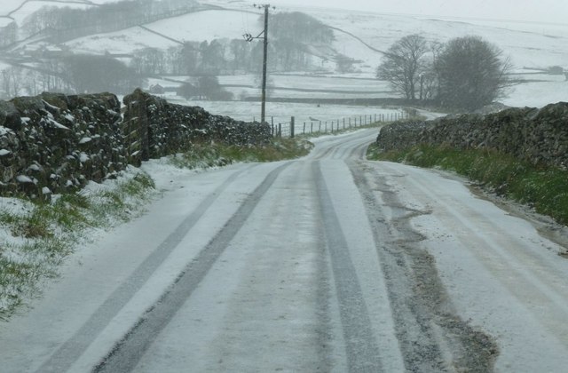 The road down from Henside