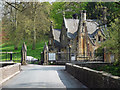 Lodge and gates, Broughton