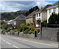 Houses above the main road through Tonna