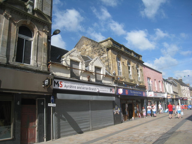 Main Street, Kilwinning © Jonathan Thacker :: Geograph Britain and Ireland