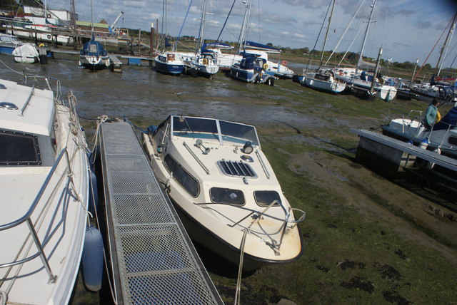 View of a small boat moored up in the Marina at Mill Rythe #9
