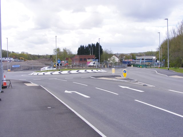 Coseley Road New Island © Gordon Griffiths Cc-by-sa 2.0 :: Geograph 