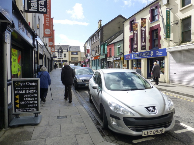 Bridge Street, Omagh © Kenneth Allen cc-by-sa/2.0 :: Geograph Ireland