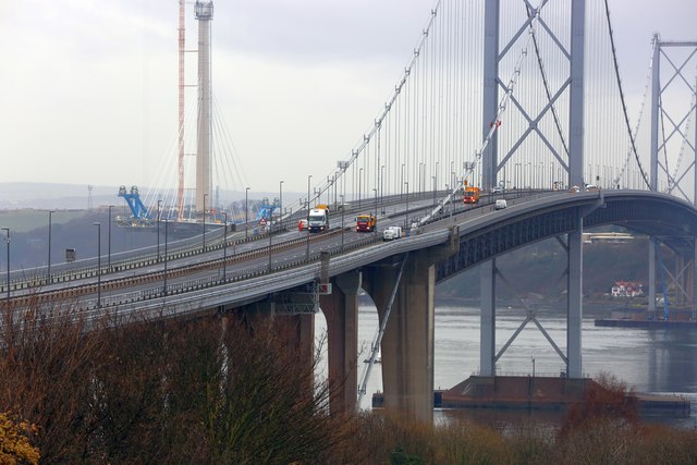 The Forth Road Bridge closed whilst essential repairs are carried out